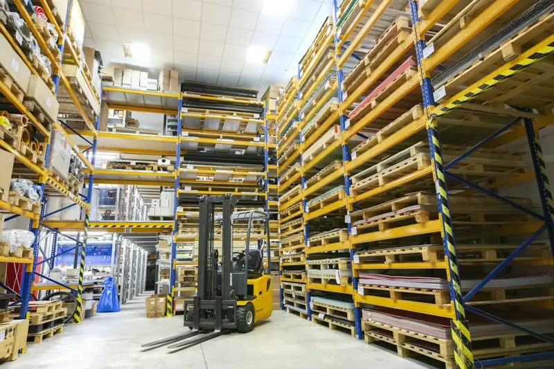 Warehouse with palletised export cargo